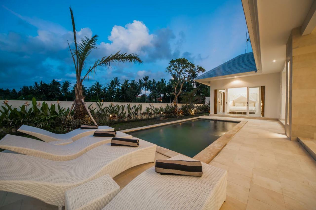 Villa Tirta Padi 2 Ubud ภายนอก รูปภาพ